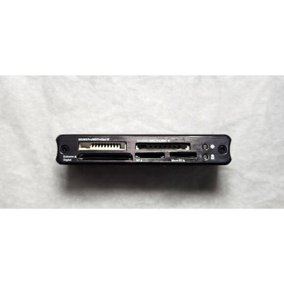 Rosewill USB 2.0 74-in-1 Card Reader Tested Pre-owned - Picture 3 of 5